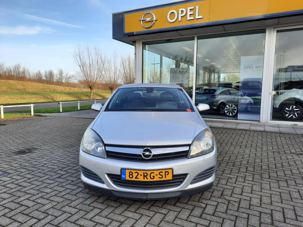 Opel Astra gtc 1.6 sport