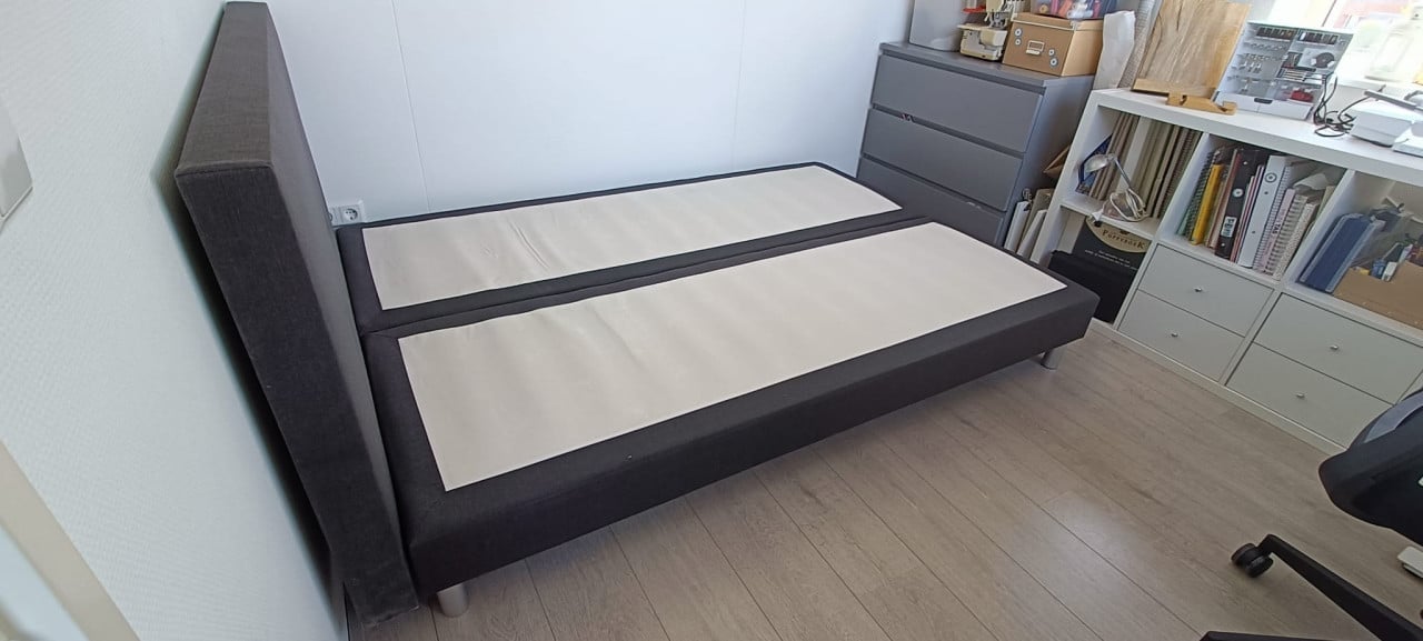 Tweepersoons bed 2 m x 1.40