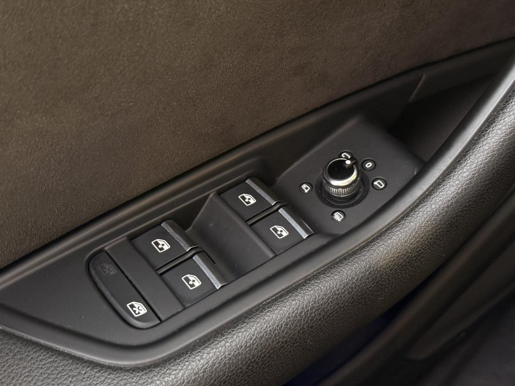 Audi A4 avant 2.0 tfsi s-line | pano | acc | 360 camera | sfeerverlichting 