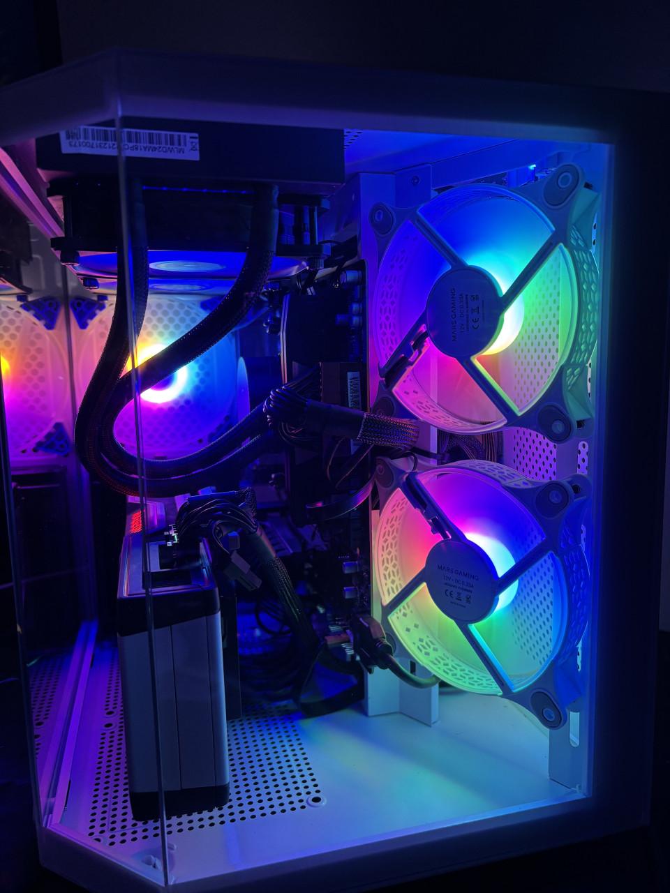 Gaming PC Ryzen 5 7600X | RX 6700 XT