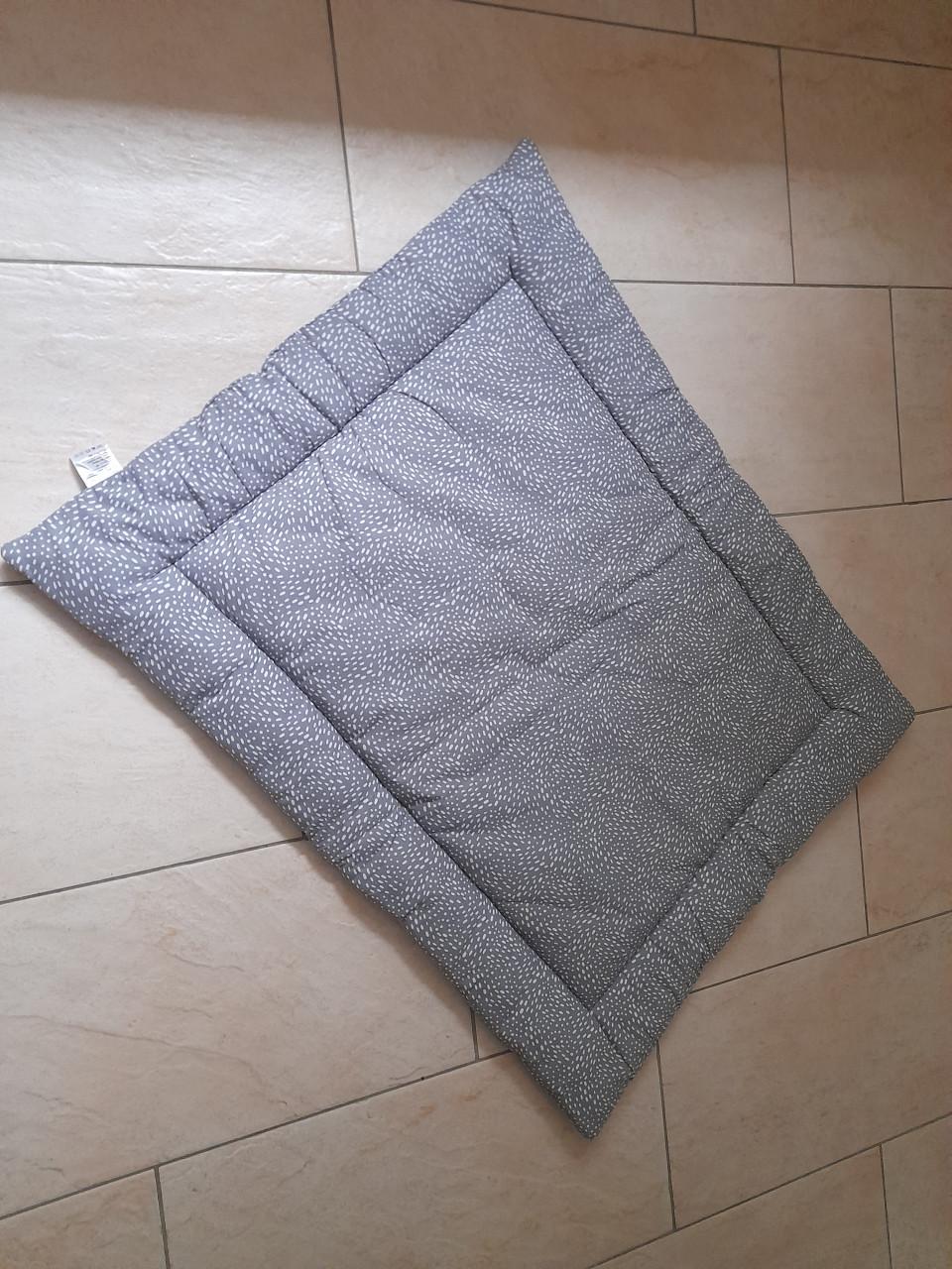 Diverse boxkleden   €5 per stuk ( in goede staat )