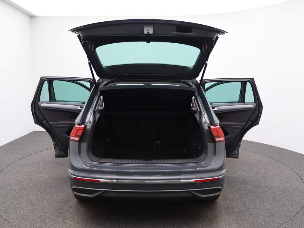 Volkswagen Tiguan 1.5 tsi life | automaat | lmv | climate control | navigat