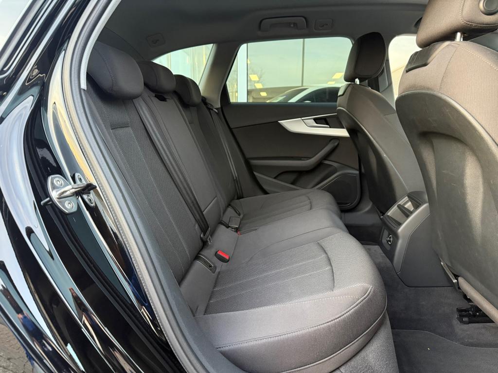 Audi A4 avant 1.4 tfsi sport s line black edition