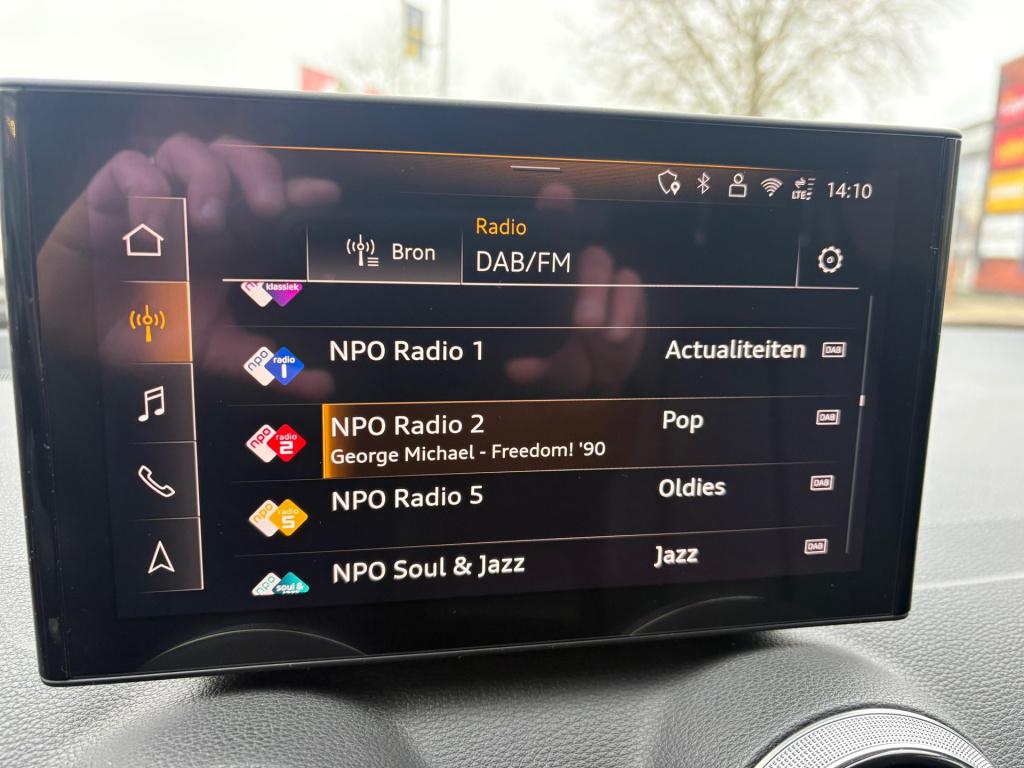 Audi Q2 35 tfsi s edition