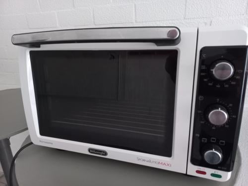 DeLonghi Bakoven, Rottisserie, Sfornatutto Maxi