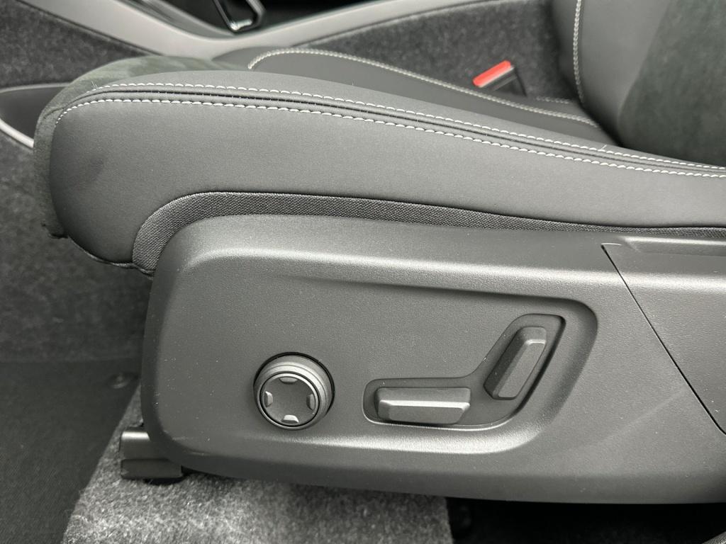 Volvo XC40 b4 plus black edition lounge 360 camera