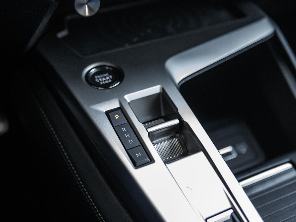 Peugeot 308 puretech 130pk gt automaat | focal | 360 camera | elek. kofferk