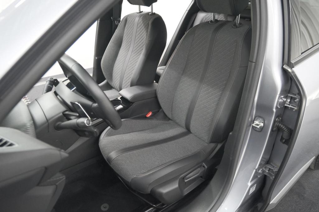 Peugeot 2008 puretech 130 eat8 allure | 360 camera | adaptieve cruise contr