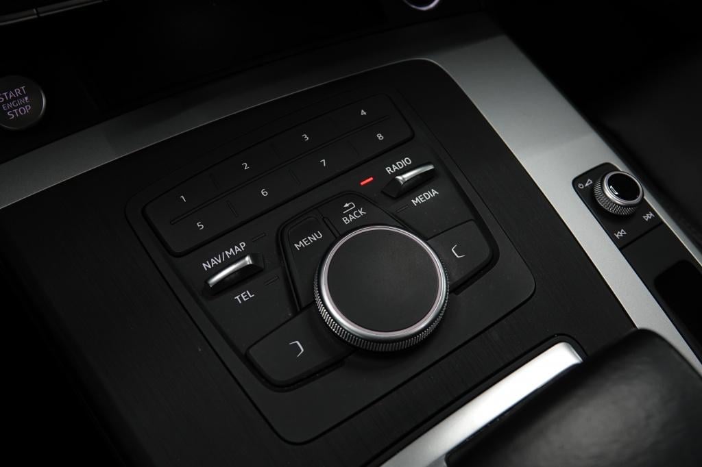 Audi Q5 2.0 quattro hybride | pano | luchtvering | led |