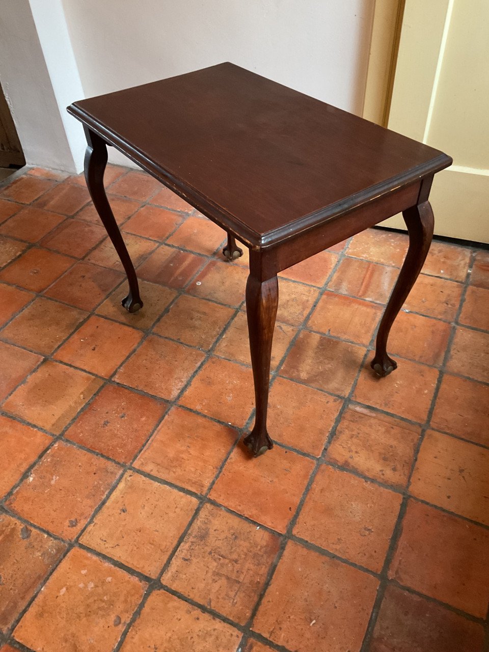 “ Chippendale “ tafeltje
