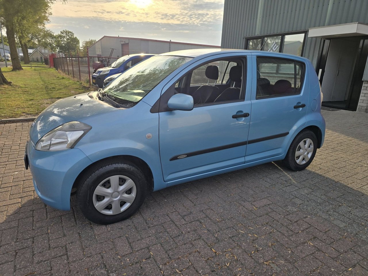 Daihatsu Sirion2