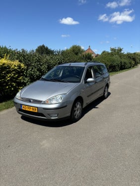Ford focus met een voljaar apk!