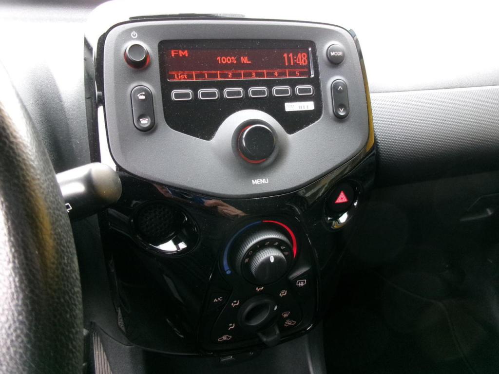 Citroen C1 1.0 vti feel airco, bluetooth, usb, centr.v.