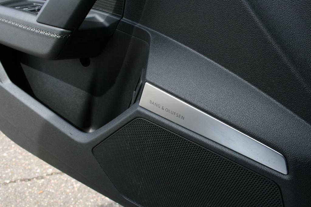 Audi A3 sportback 40 tfsi e s-line / pano / leer / matrix / camera / b&o