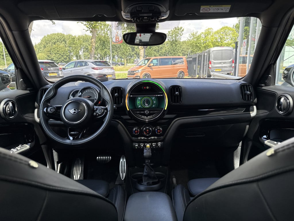 Mini Countryman mini 2.0 cooper s e all4 jcw | nl-auto | 1e eig | btw | pan