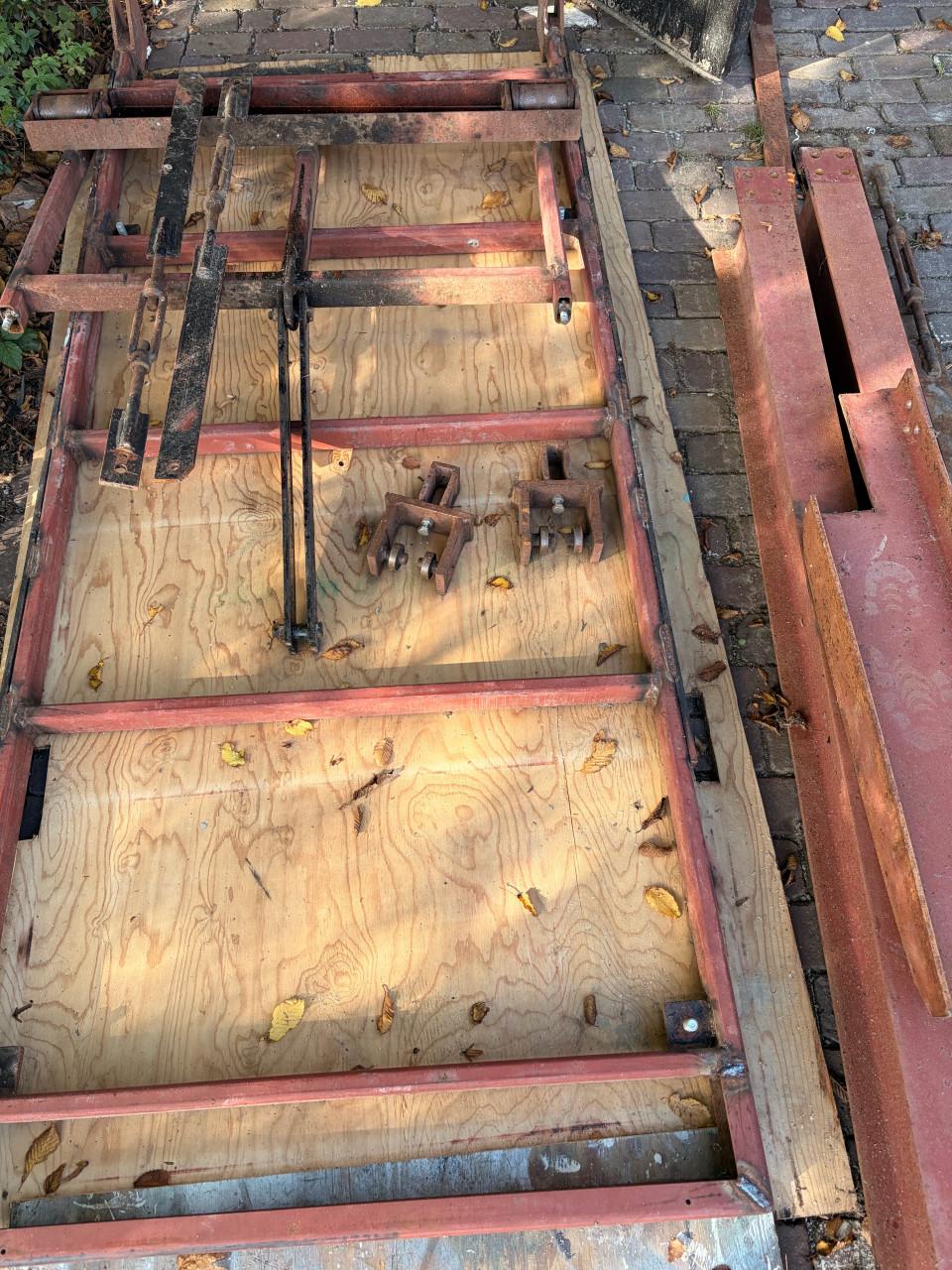 GRATIS staalprofielen 2000mm x 5300 lang plus werklift van staal