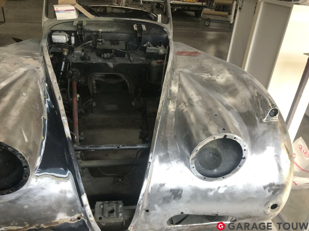 Jaguar Xk 140 dhc restauration project
