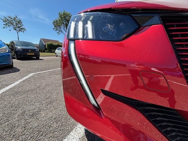 Peugeot 208 gt pack ev 50kwh 136pk/12%bytelling+btw | 3-fase navigatie | cr