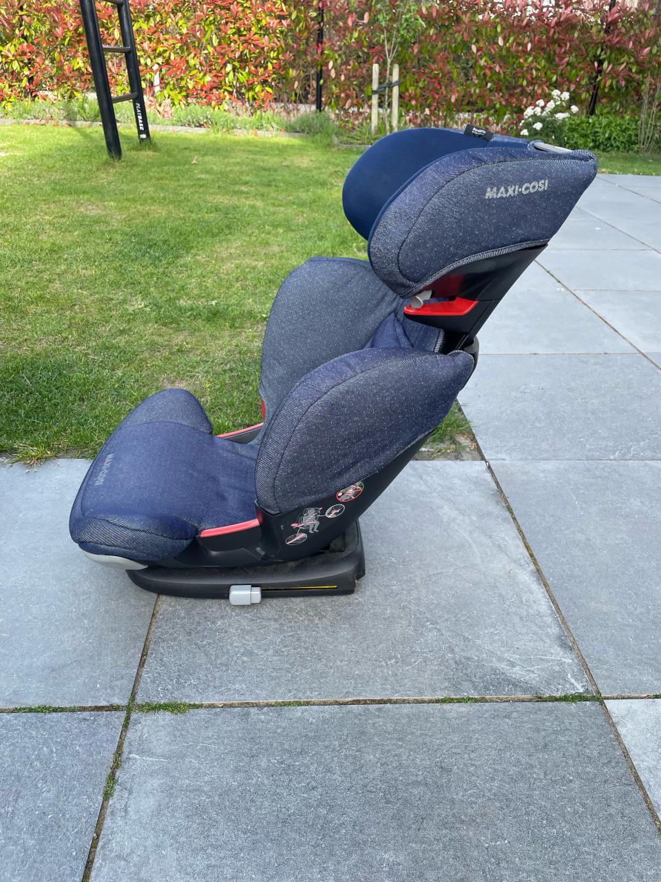 Maxi cosi rodifix autostoel