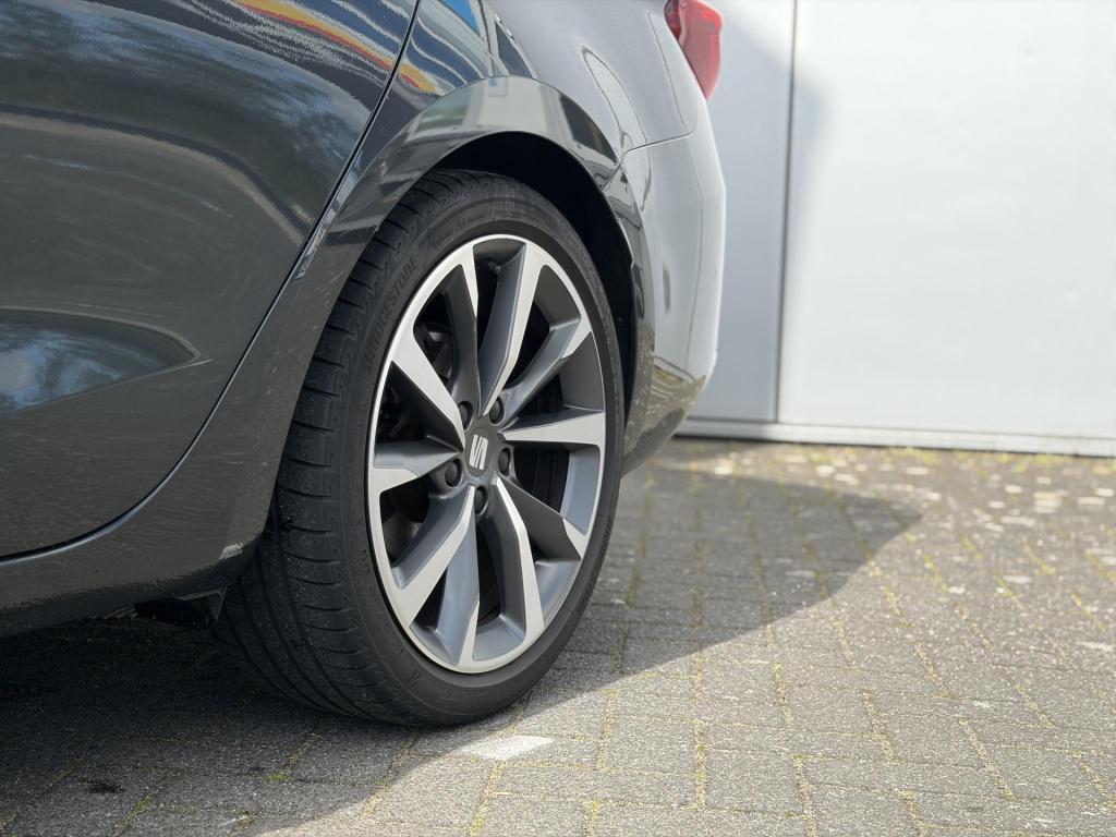 Seat Leon sportstourer 1.5 etsi fr automaat | keyless | zeer compleet