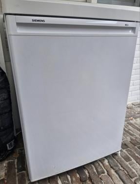 Siemens A+ klasse vrieskast 85x60 cm. 120 liter vriezer