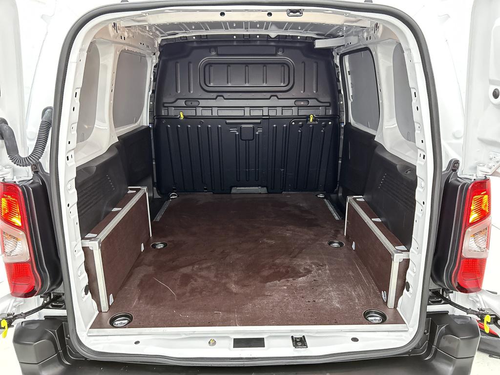 Citroen Ë-berlingo 136pk 50 kwh lengte 1 | rijklaar | 3 zitplaatsen | 360 c