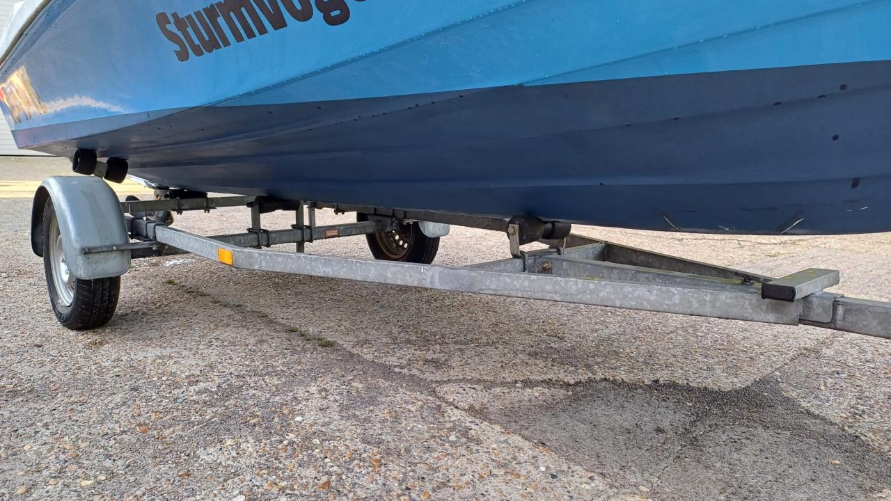 Motorboot