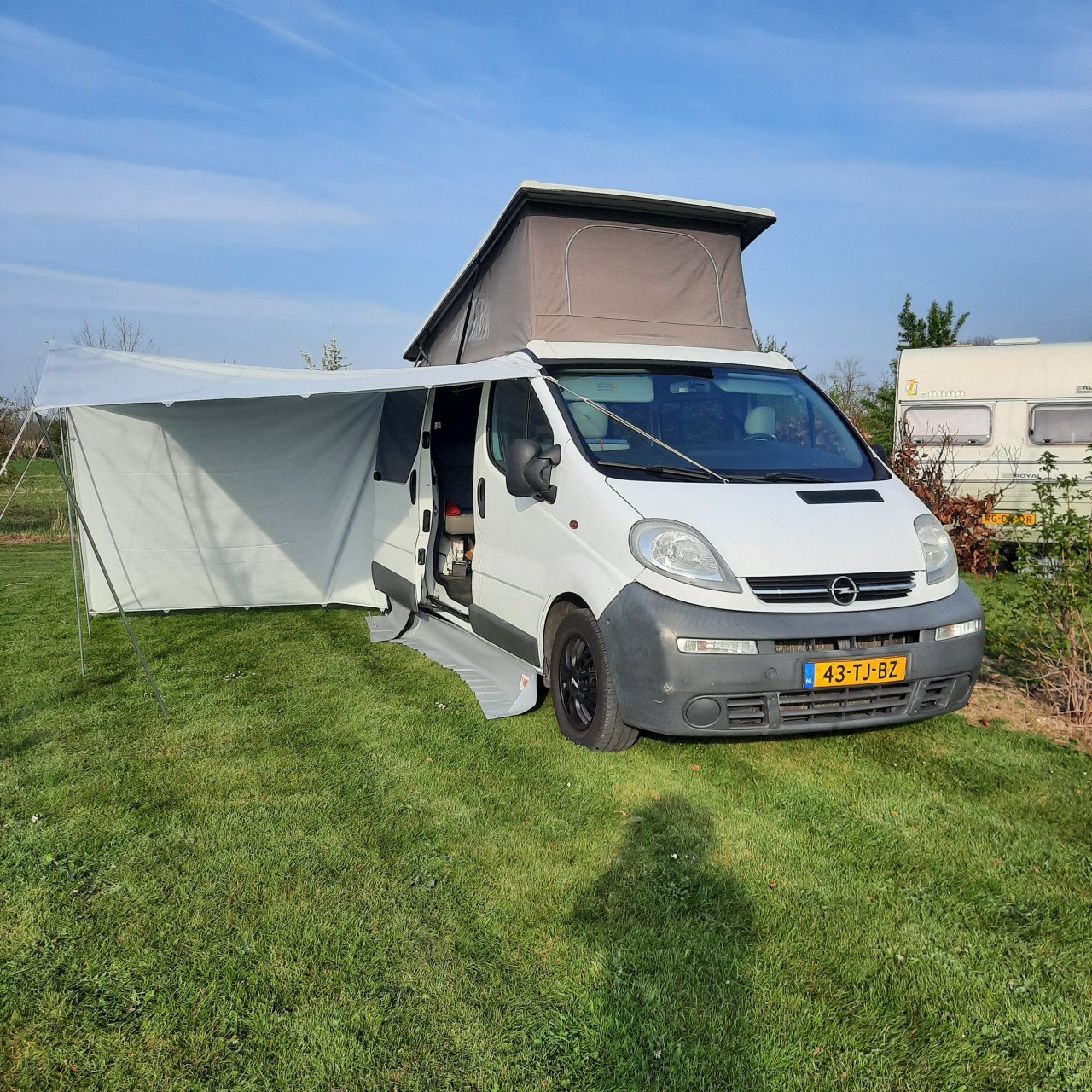 Bus Camper Opel VIvaro