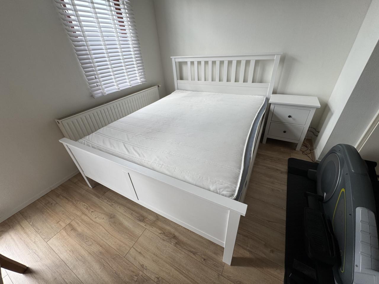 Tweepersoons bed 160 x 200 frame ledikant