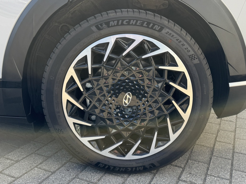 Hyundai Ioniq 5 connect 73kwh | zeer nette auto! | 1e eigenaar | navigatie 