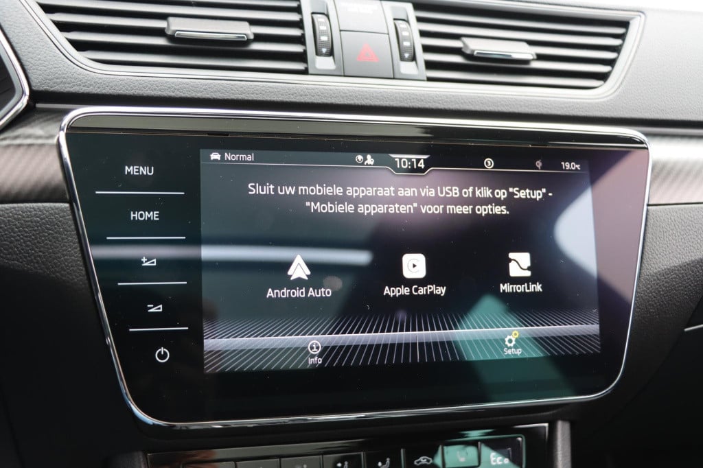 Skoda Superb combi 1.4 tsi iv sportline business 218pk dsg6