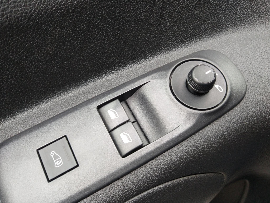 Citroen Berlingo 1.5 bluehdi 100 club 3-pers airco/park