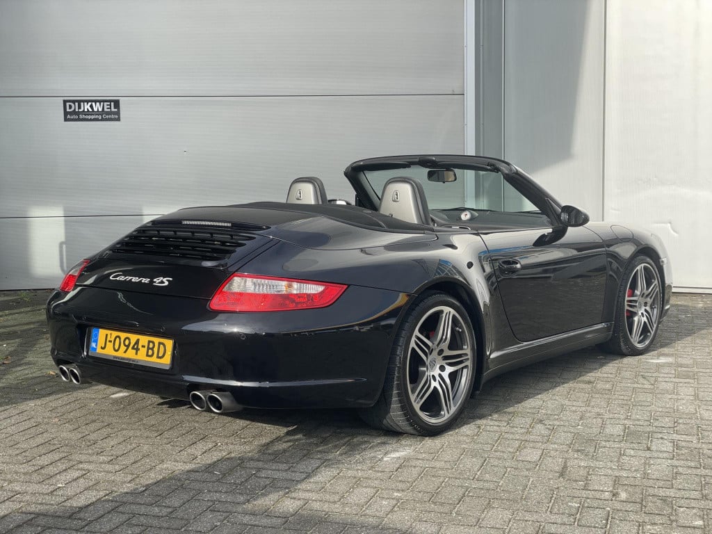 Porsche 911 cabrio 3.8 carrera 4s