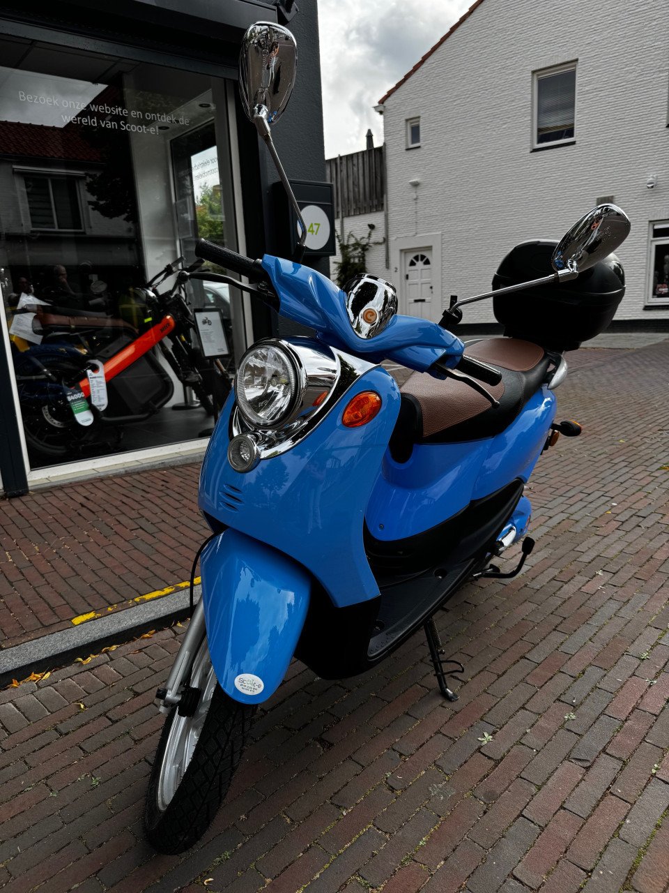 𝗘𝗠𝗖𝗢 𝗡𝗼𝘃I elektrische scooter