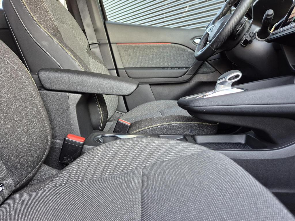 Renault Captur 1.3 mild hybrid edc automaat 160 techno camera, stoel/stuur 