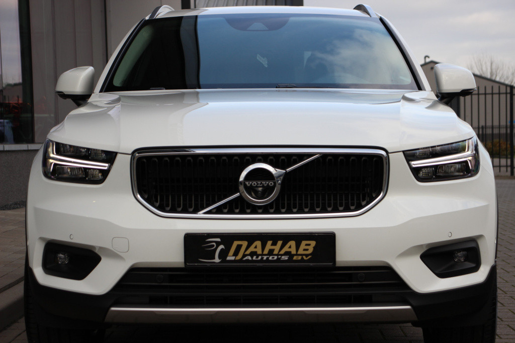 Volvo XC40 2.0 t4 awd scandinavian line | h/k | 360 camera | leder |
