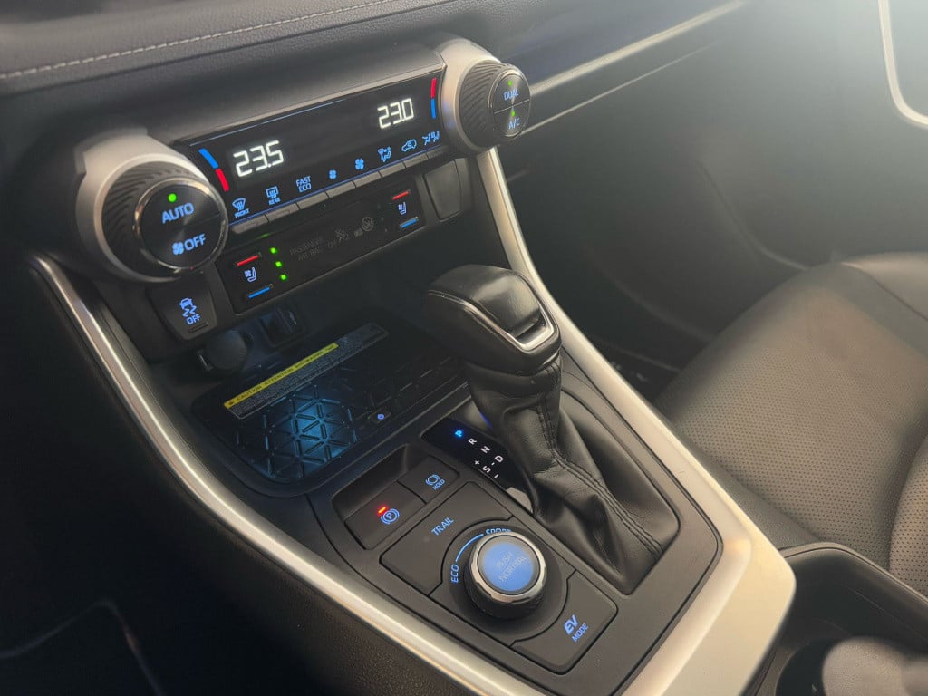 Toyota Rav4 2.5 hybrid awd executive