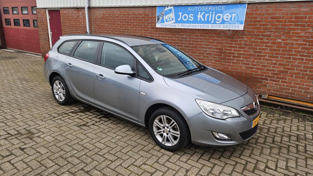 Opel Astra sports tourer 1.4 edition