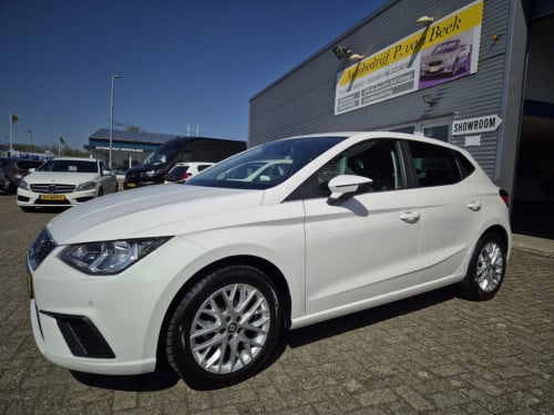 Seat Ibiza 1.0 tsi style business intense 5-drs