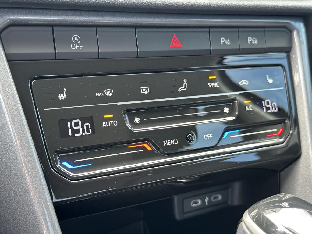 Volkswagen T-roc 1.5 tsi 150pk dsg style carplay | camera | keyless | elek.