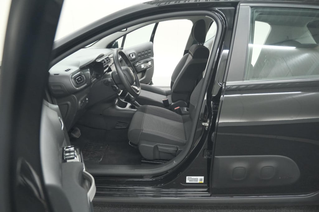 Citroen C3 puretech 110 eat6 shine | apple carplay | parkeersensoren | clim