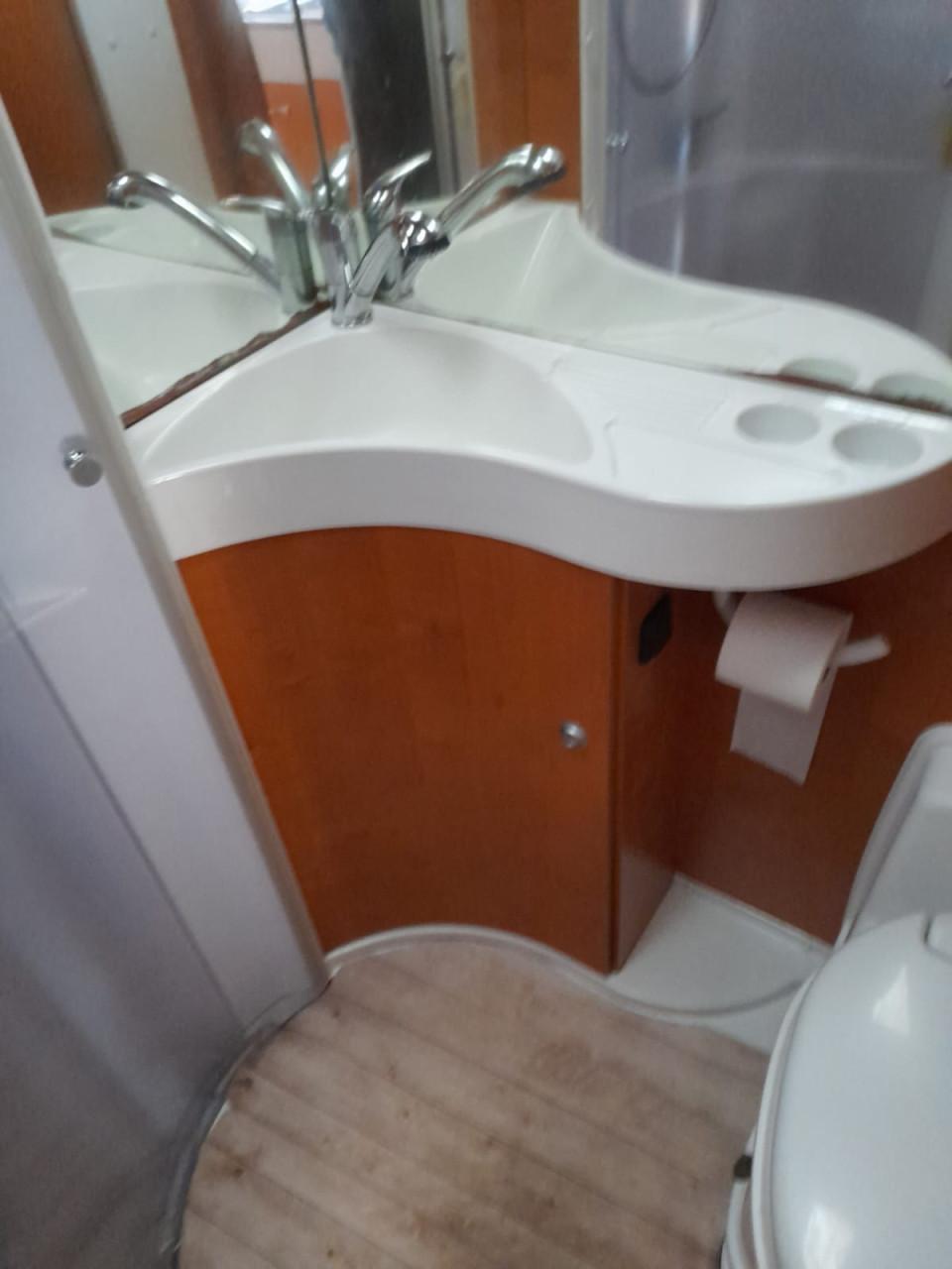 Niesmann Bischoff volintergraal Camper Type: Arto 69G