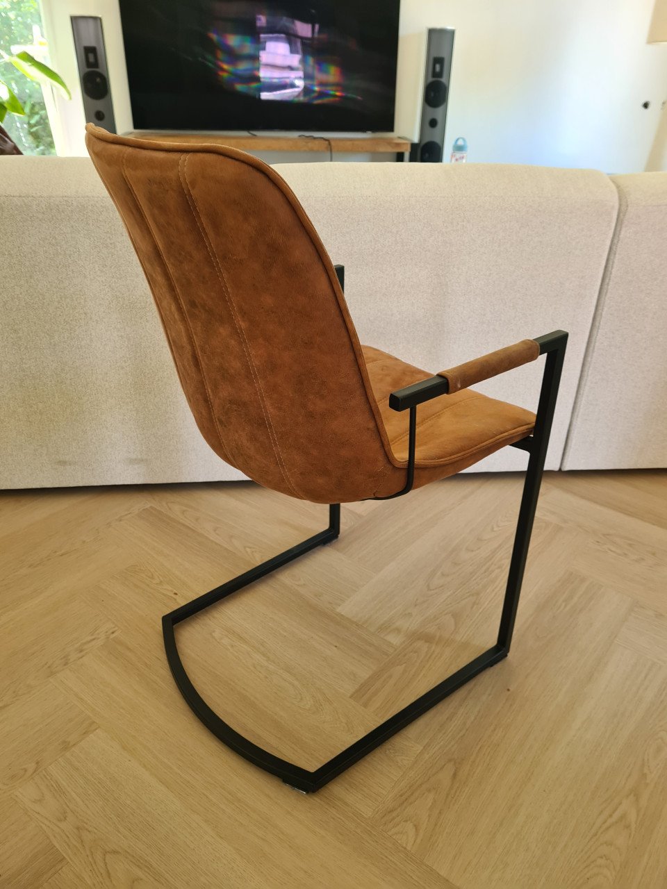 Mooie suedelook stoelen