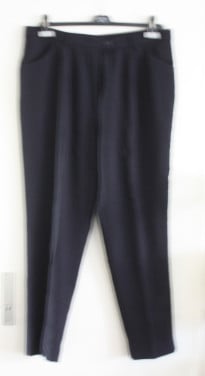 Zwarte pantalon  maat 48