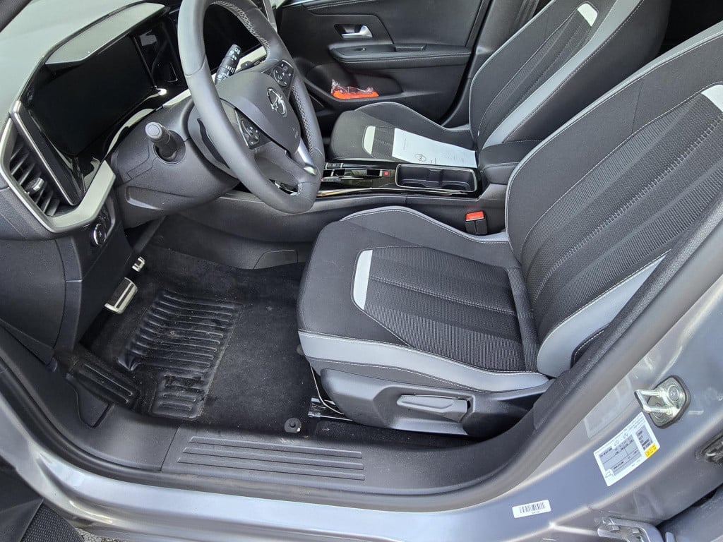 Opel Mokka 1.2 turbo level 4 camera pdc achter stoel/stuur verwarming navig