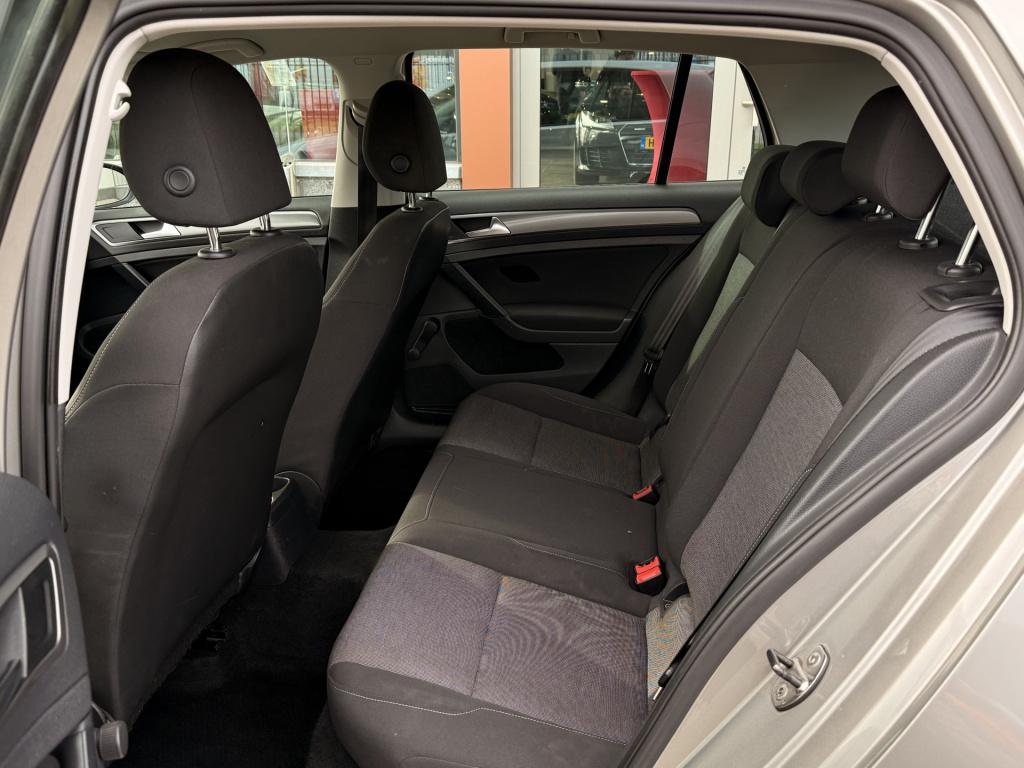 Volkswagen Golf 1.2 tsi trendline 5drs | airco | lm velgen