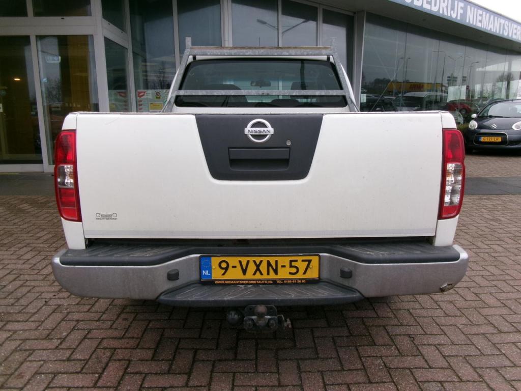 Nissan Navara 2.5 dci euro-5 airco190pk 4wd king-cab, tr.h.