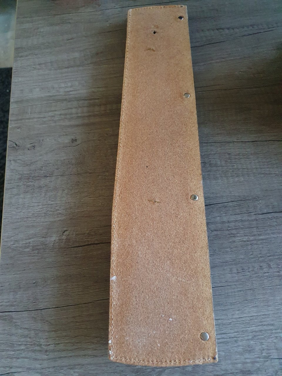 Leuk groot origineel jaren 70 leren Thermometer met kalender, goede staat..