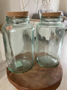 2 stuks nieuwe glazen voorraad potten