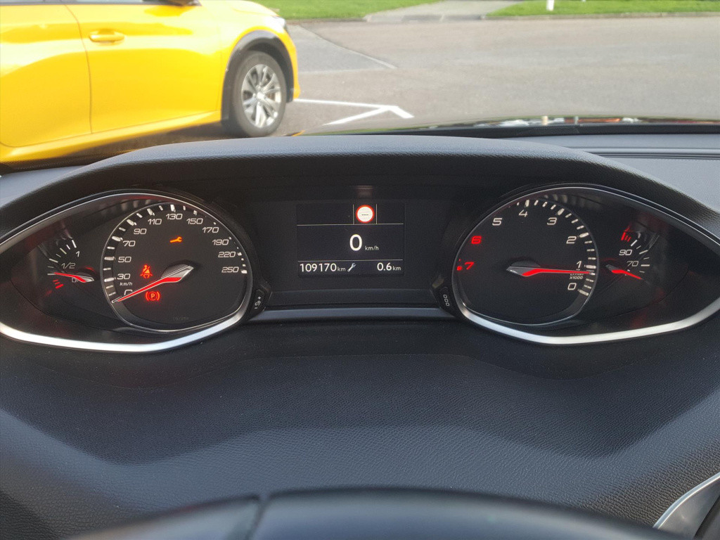 Peugeot 308 1.2 puretech 130pk s&s allure navigatie | cruise & climate cont